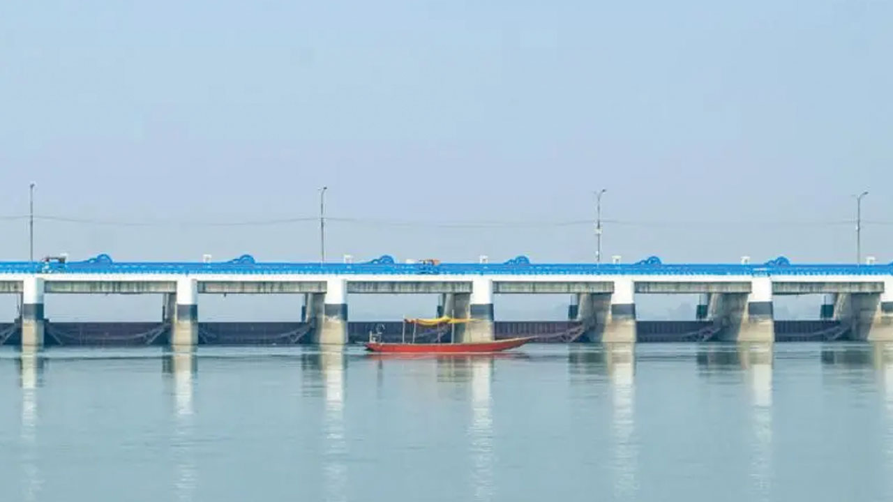 পদ্মা ব্যারাজ কী, এটি কোথায় নির্মাণ করা হবে?