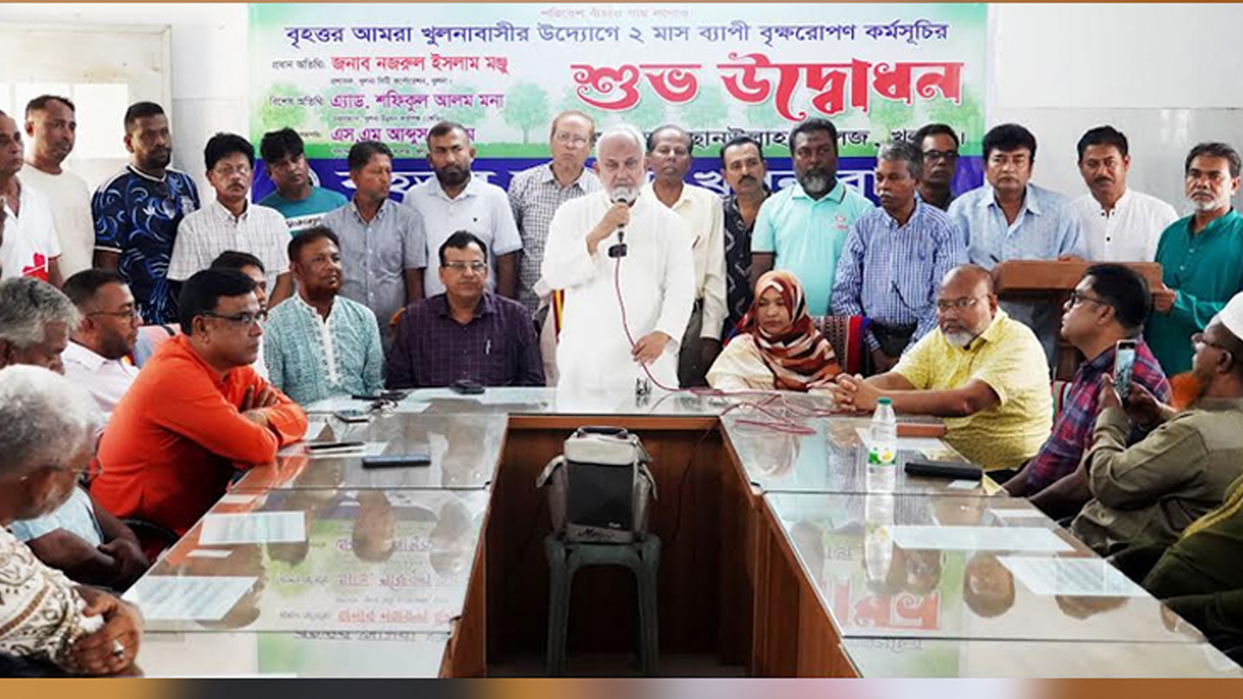 দুর্যোগ থেকে রক্ষা পেতে বৃক্ষরোপণের বিকল্প নেই